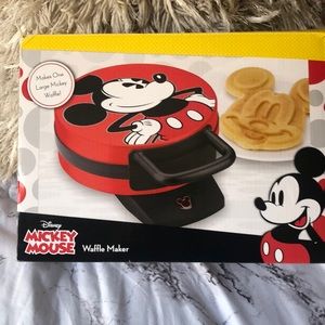 Mickey Mouse waffle maker